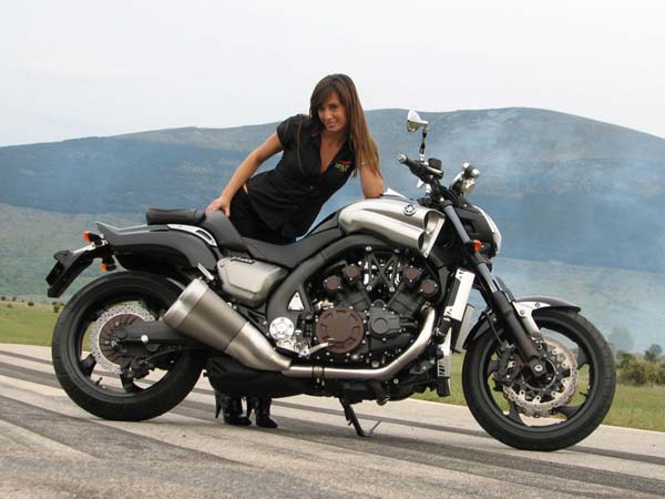 યામાહા V-MAX