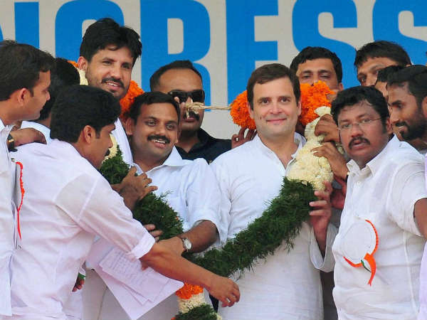 હેપ્પી બર્થ ડે સૂટ બૂટની સરકાર