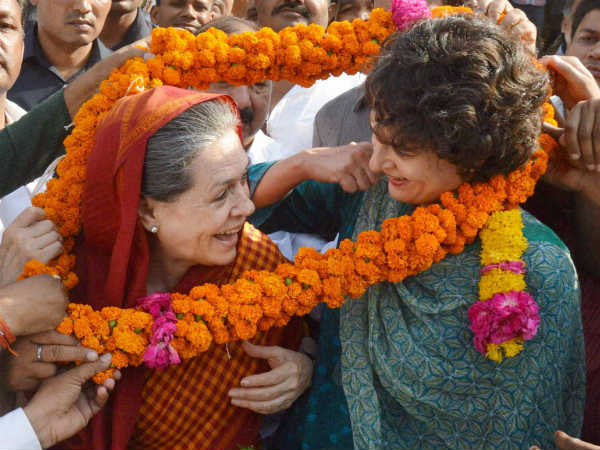 અને બે મા-દિકરી હસી પડ્યા