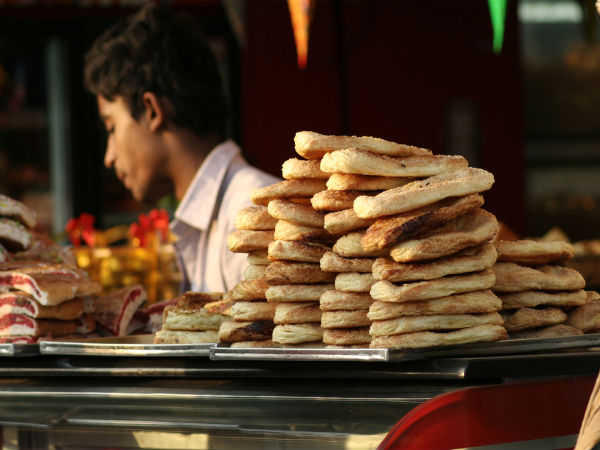 બહારનું ખાવાનું ટાળો