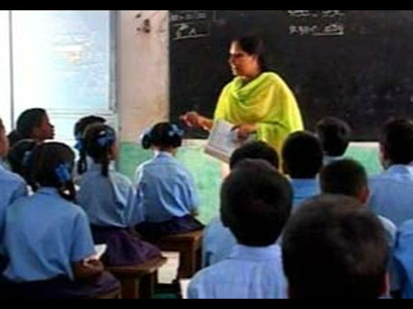 બારીની બહાર ફેંકી દઇશ!