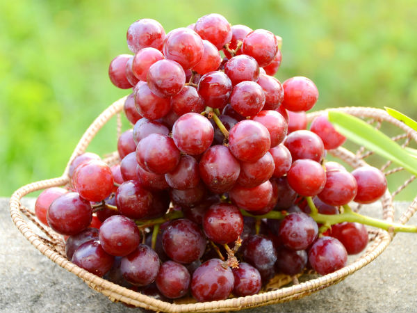 લાલ દ્રાક્ષ