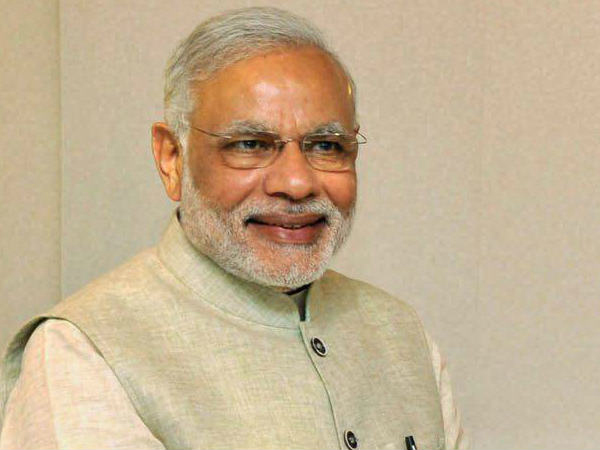 મોદી ગવર્નેન્સથી નહીં, મોબાઇલ ગવર્નેન્સ