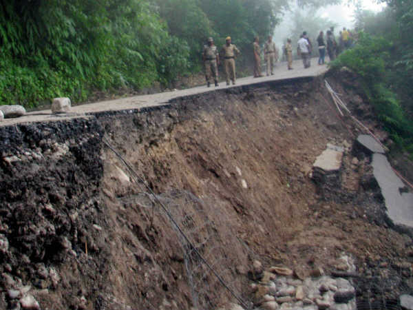 દાર્જિલિંગમાં ભૂસ્ખલનની ભયાવહતા
