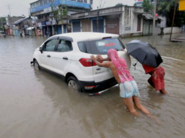 ભોપાલમાં જનજીવન પ્રભાવિત