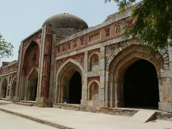 જમાલી કમાલી મસ્જિદ