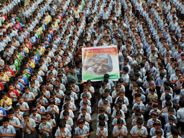 અગરતાલામાં વિદ્યાર્થીઓએ યાદ કર્યા કલામને