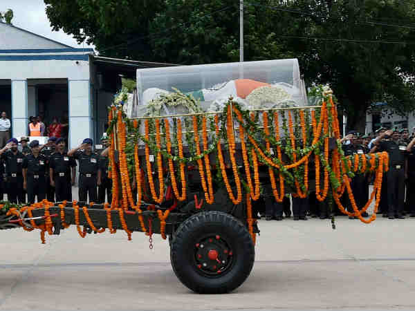 કલામના રહેઠાણે પહોચાડાયો પાર્થિવ દેહ