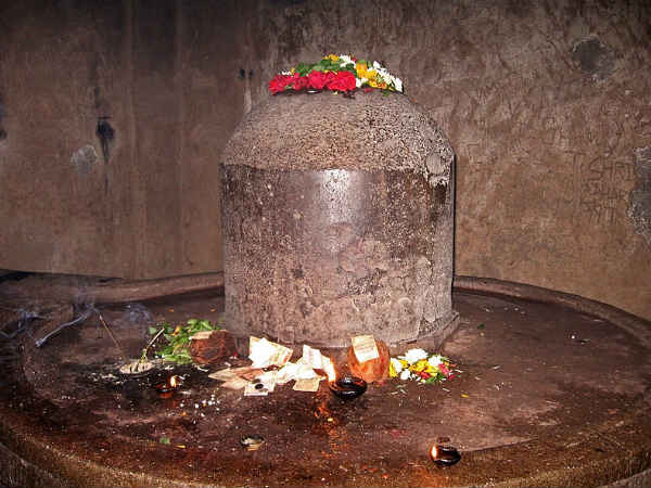 સ્ફટિકના શિવલિંગ