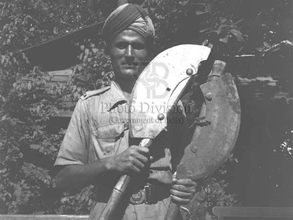 પહાડગંજમાં હથિયાર મળ્યા