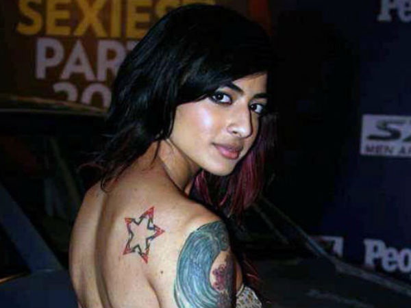 Vj બાની