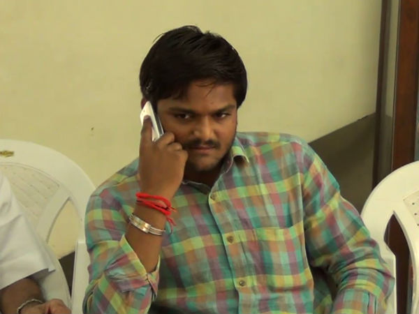 હાર્દિક પટેલે રાજકોટમાં પટેલોને કરી હાકલ