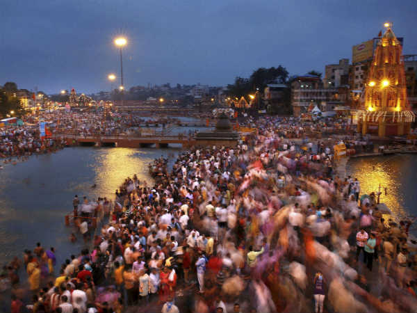 નાસિક કુંભ મેળામાં બીજુ શાહી સ્નાન