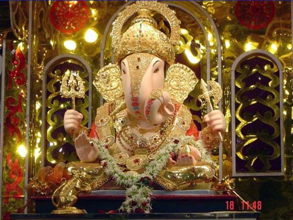 વક્રતુંડ