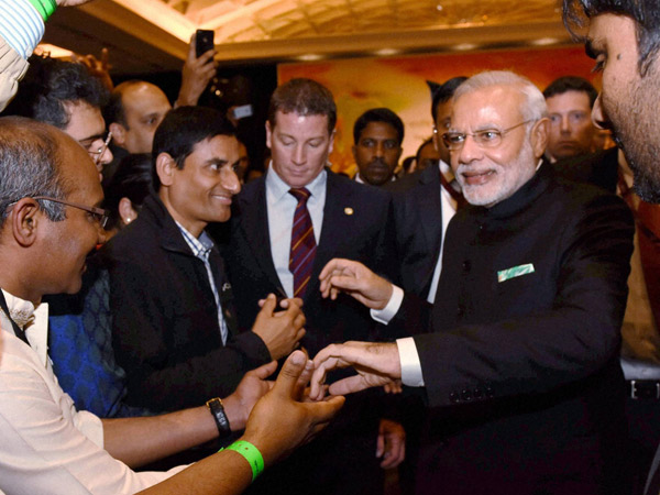 મોદી મોદીના નારા