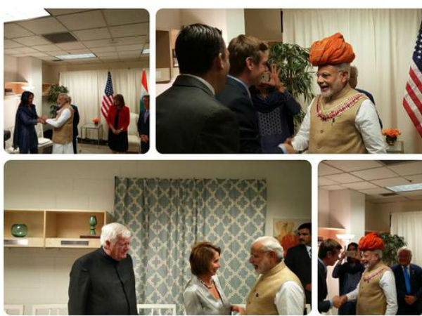 મોદીને પાગડી અને ટીશર્ટની મળી ભેટ