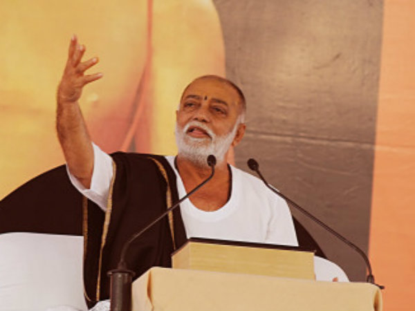 માંને યાદ કરી કોને આંસુ ના આવે!: મોરારી બાપુ