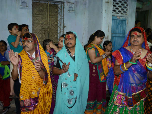 પુરુષો બન્યા સ્ત્રી