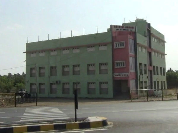 વેરાવળની ક્રિસ્ટલ સ્કૂલની માન્યતા થઇ રદ્દ!