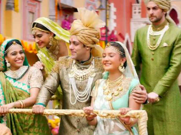 7 દિવસનું કલેક્શન