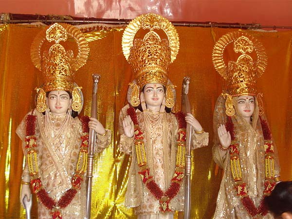 ધોબીની વાત સાંભળી સીતા માતાને કાઢી મુક્યા