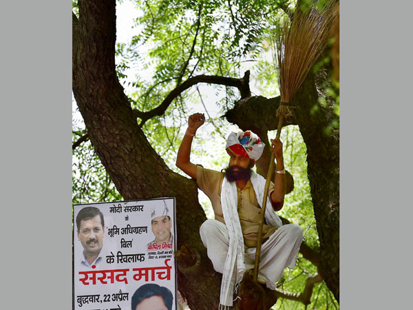 ગજેન્દ્રની ખુદકુશી