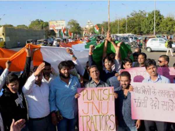 બીજેપી વિધાયક જ્ઞાનદેવ આહુજા