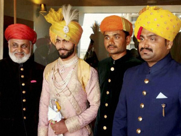રવિન્દ્ર જાડેજા અને રિવાબાના લગ્ન ની તસ્વીરો