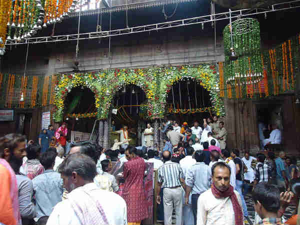 મંદિરમાં રાખો ખાસ ધ્યાન