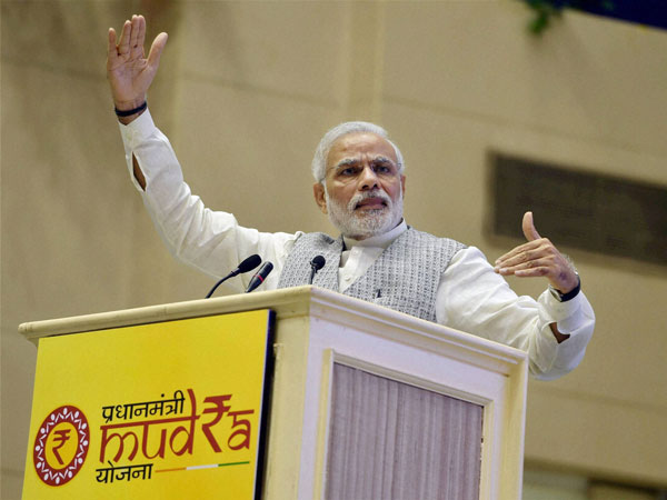 મોદી સરાકરના રાજમાં ક્રૂડ 56 ટકા સસ્તુ થયું