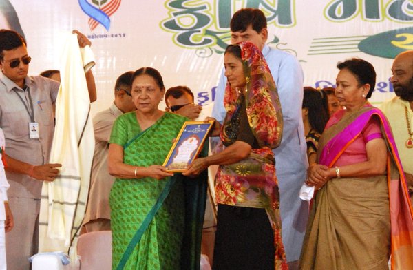 વનબંધુઓનો વિકાસ