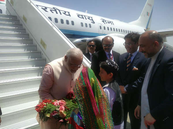 એરપોર્ટ પર સ્વાગત
