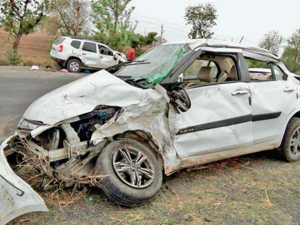 ચાલકે કાર પરનો કાબૂ ગુમાવતા થયો અકસ્માત