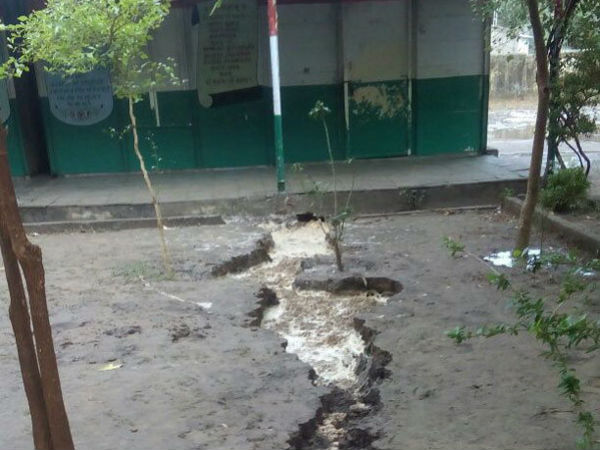 દહેગામમાં વીજળી પડતા પ્રાથમિક શાળામાં તિરાડ