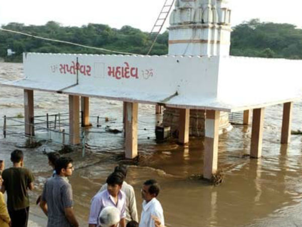 ધરોઈમાં પાણીને કારણે સપ્તેશ્વર મહાદેવ જળમગ્ન