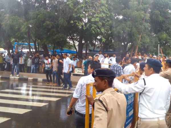 જનઆક્રોશ રેલી