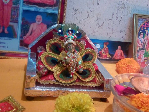 બાળ કાનુડાની પૂજા