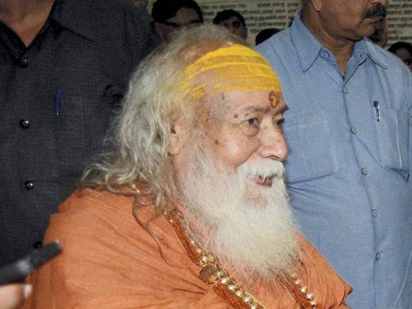 શ્વાસ લેવાની તકલીફ થતાં શંકરાચાર્યને હોસ્પિટલે દાખલ કરાયા