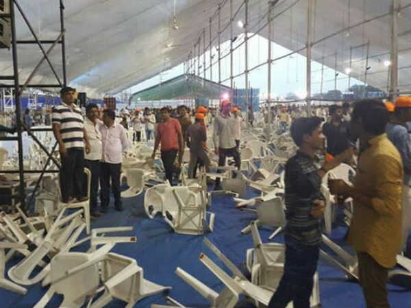 ટિયરગેસના સેલ છોડાયા