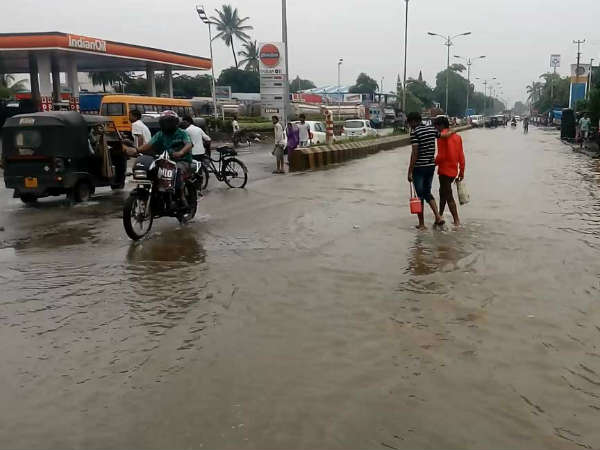 વલસાડ -વાપીમાં ભારે વરસાદ
