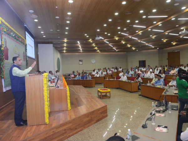 હવે ગુજરાતના ખેડૂતો કરશે ઓનલાઇન વેચાણ