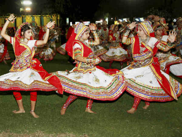 અમદાવાદમાં આસો મહિનામાં અષાઢી માહોલ, ખેલૈયા દુખી