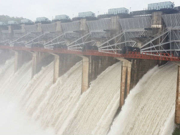 નદી અને ડેમ છલકાઇ ઉઠ્યા