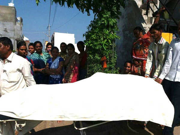 બોટાદમાં વૃદ્ધ દંપતીએ ઝેર ગગટાવ્યું