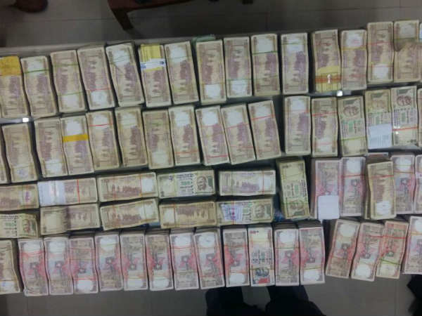 આજે રાતથી જૂની 500 અને 1000ની નોટો થશે બંધ