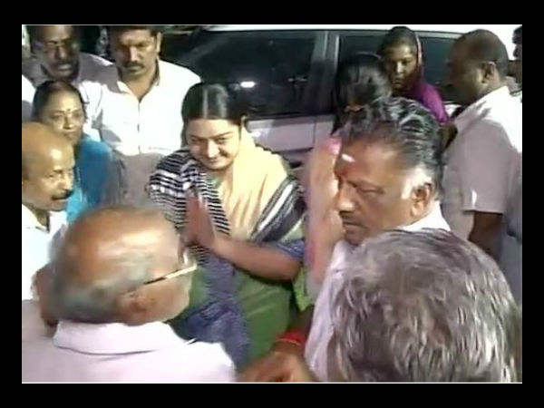 deepa jayakumar OPS deepa jayakumar OPS