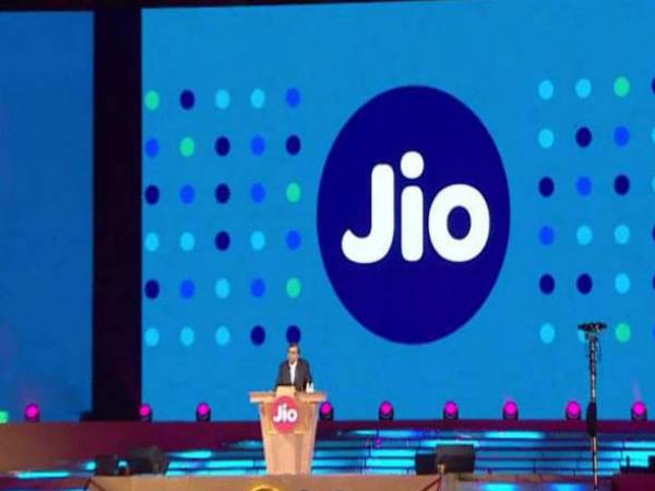 જાણો કોણ Jio અને Airtel વચ્ચે બેસ્ટ બ્રોડબેન્ડ પ્લાન ઓફર કરી રહ્યું છે?
