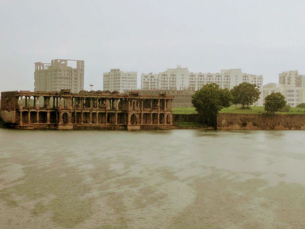 અમદાવાદ