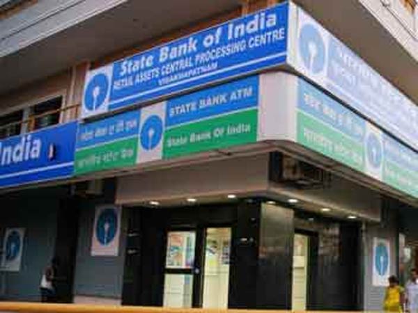 ATM અને બેંકમાં ચલણી નોટોનું પ્રમાણ