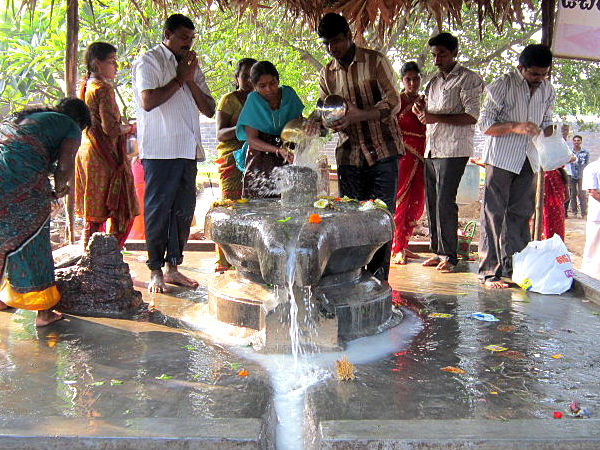 અભિષેકપ્રિય છે ભગવાન શિવ